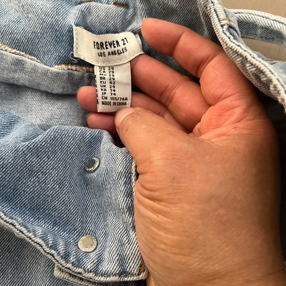Forever 21 Belted Wide Leg Jeans - Light Blue - Picture 9 of 12